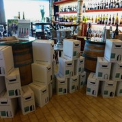 Dipl.-Önologin Bettina Schumann und das Team vom Wein-Musketier Guido Keller sind vorbereitet