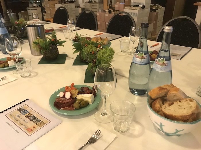 Verschenken Sie einen Weingutschein für ein Weinseminar in Stuttgart im Wein-Musketier Guido Keller