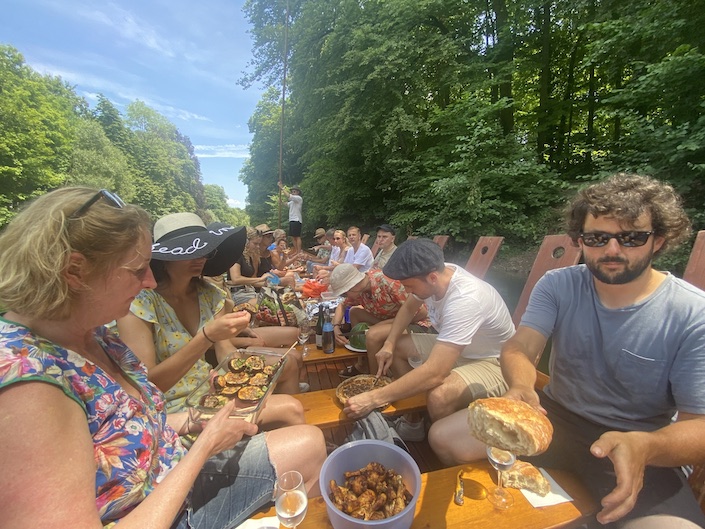 Weine und Teamgeist im Weinladen Stuttgart Degerloch, das Team vom Wein-Musketier