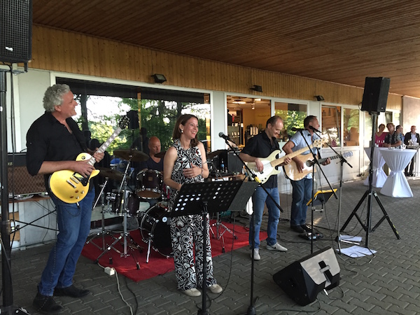 Steffi & Band im Weinladen und Location zum Mieten für Geburtstage o. ä. in Stuttgart