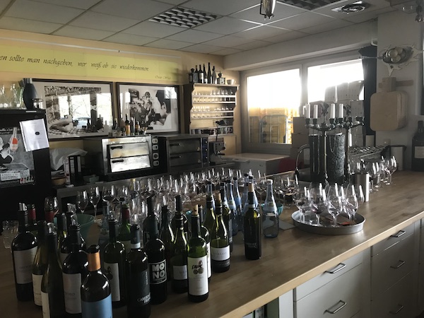 Rotweine aus Europa in großer und exklusiver Auswahl im Weinhandel in Stuttgart beim Wein-Musketier Guido Keller