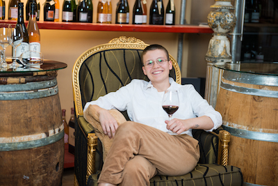 In meinem Team vom Weinladen in Stuttgart Degerloch, im Wein-Musketier: Lisa Graf