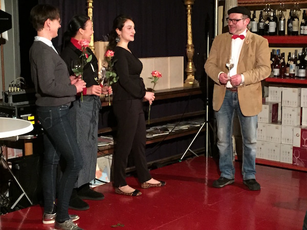 Mein Stuttgarter Team im Eventbereich und der Weinberatung: Rhena Köhler, Britta Koeppen-Binzenhöfer & Parthena Kyrathopoulou Mein Stuttgarter Team im Eventbereich und der Weinberatung: Rhena Köhler, Britta Koeppen-Binzenhöfer & Parthena Kyrathopoulou