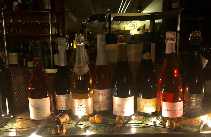 Perlwein, Prosecco, Cremant, Cava und Champagner in Stuttgart: Unsere ganz besondere Schaumweinprobe mit Sabrieren eines Champagners!